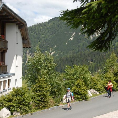 Hotel Berghof Sonnenalpe Nassfeld Exteriör bild