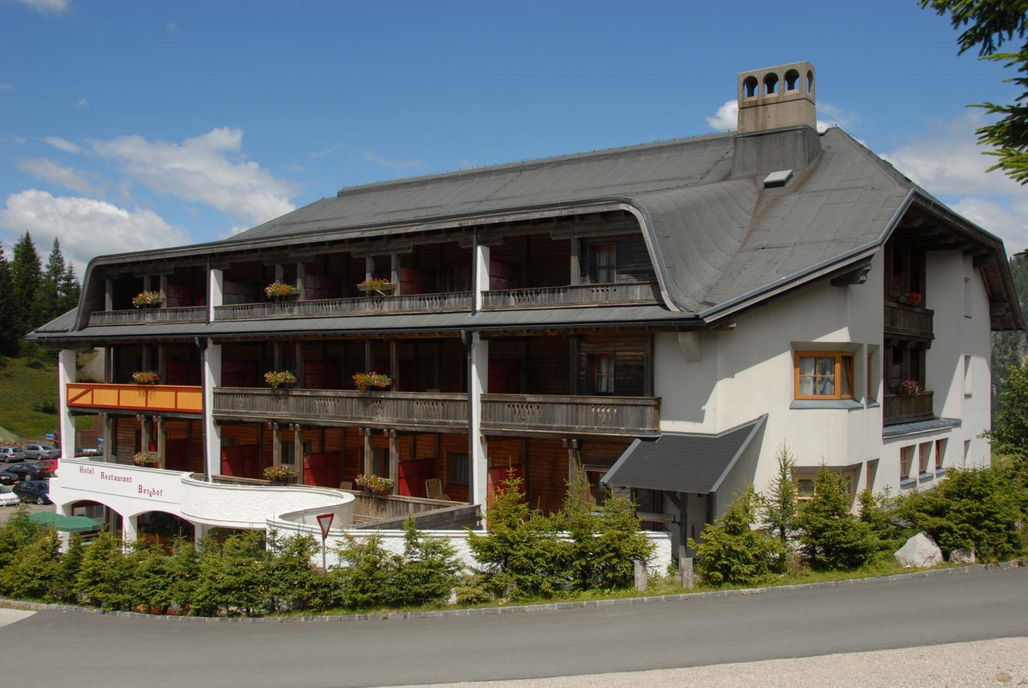 Hotel Berghof Sonnenalpe Nassfeld Exteriör bild